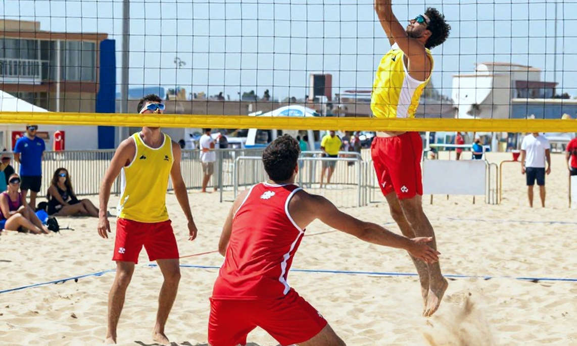 Türkiye Lật Sán Serbia 3-0 Tại Bán Kết EuroVolley 2026, Đảm Bảo Vé Olympic 2028