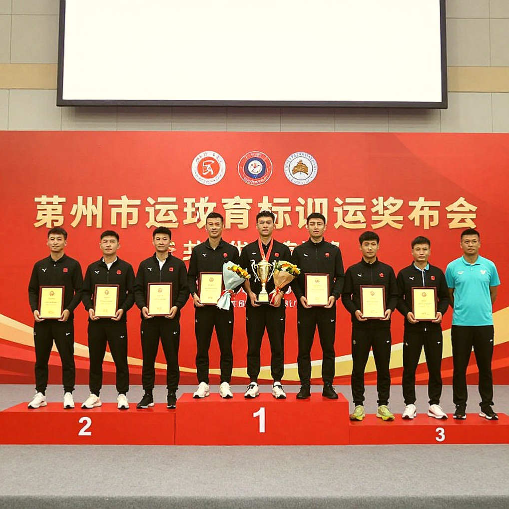 Bản hợp đồng thứ hai: dòng tiền đi đâu trong kỳ chuyển nhượng V.League Bản hợp đồng thứ hai: dòng tiền đi đâu trong kỳ chuyển nhượng V.League