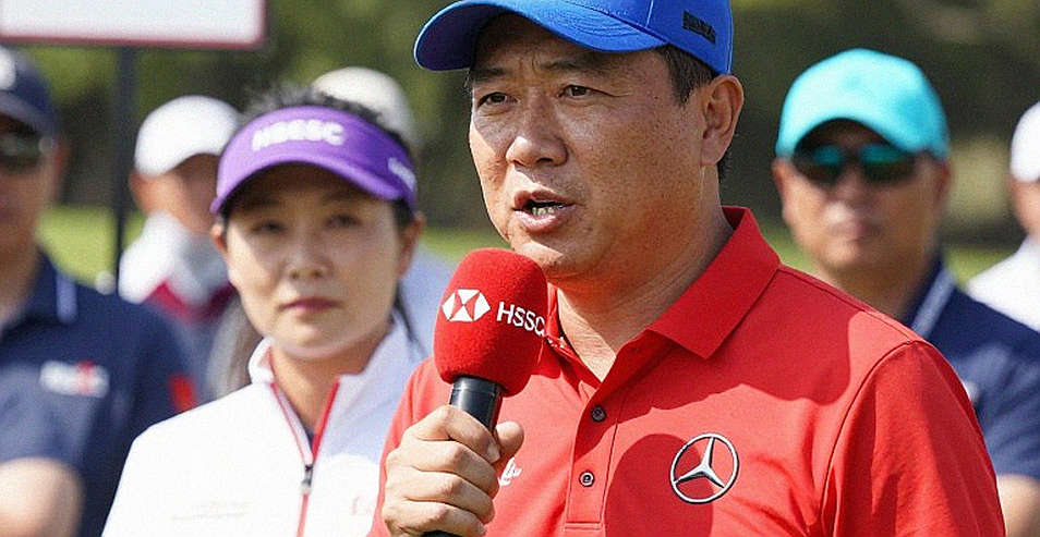 Cơn gió và quả bóng: Khi luật golf phân định giữa tự nhiên và ngoại lực